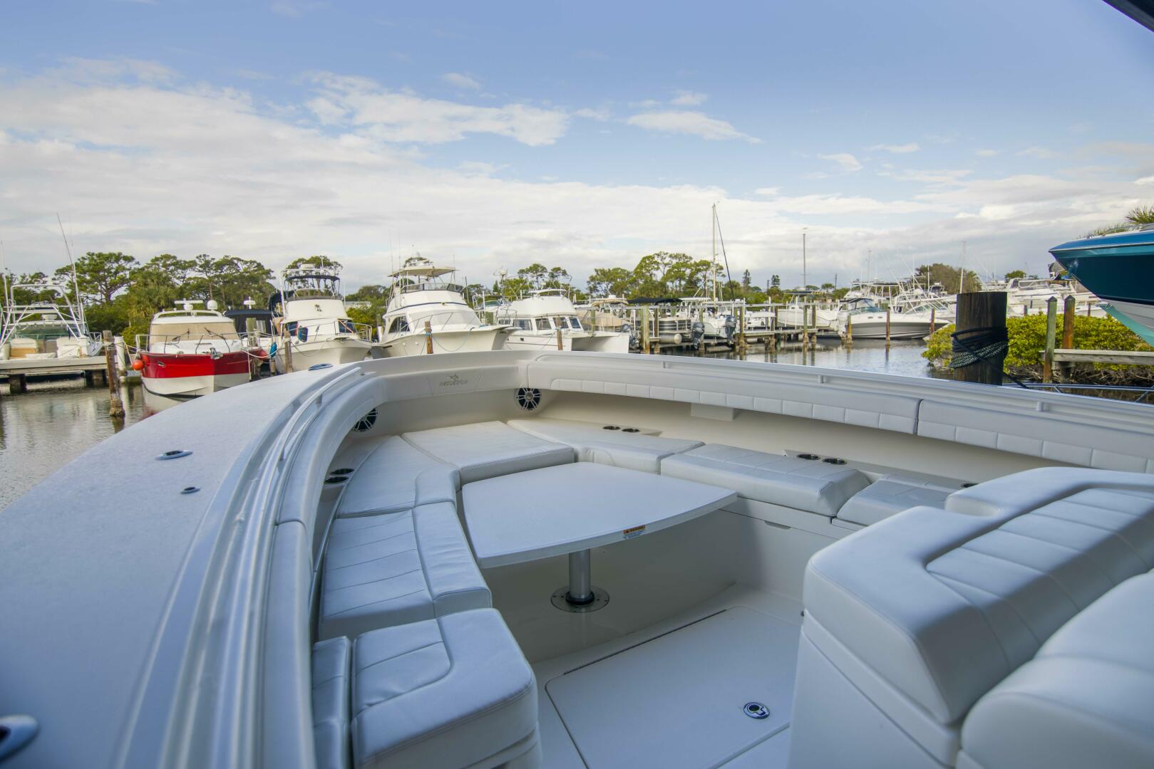 2021 Regulator 41 Center Console - Image 22