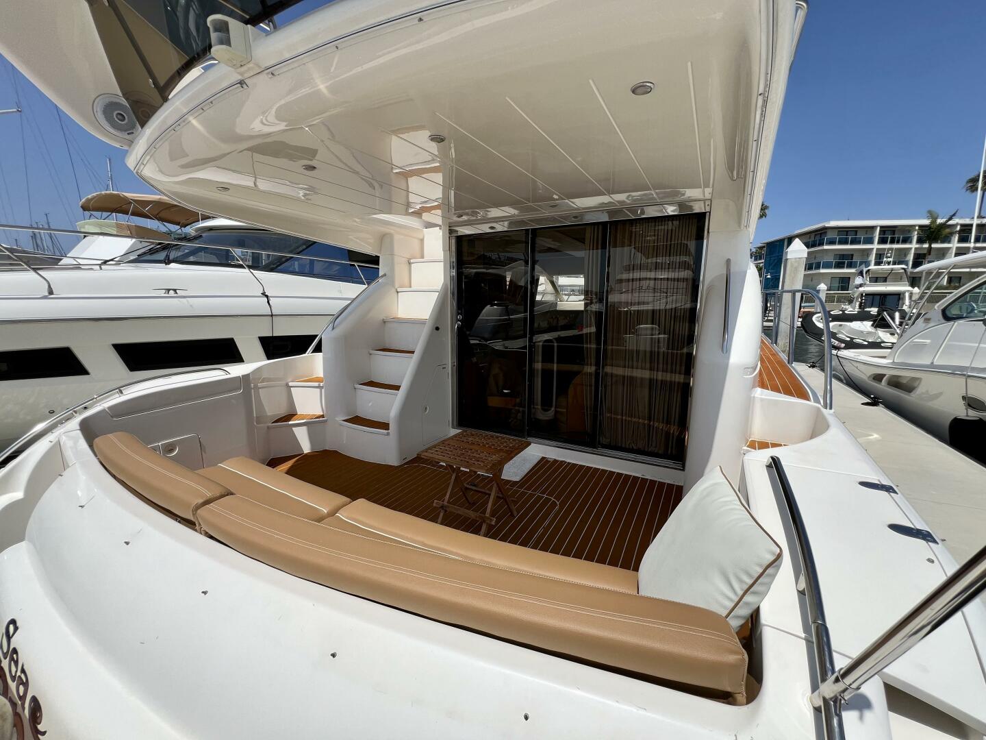 2000 Viking Princess 52 Flybridge - Image 14