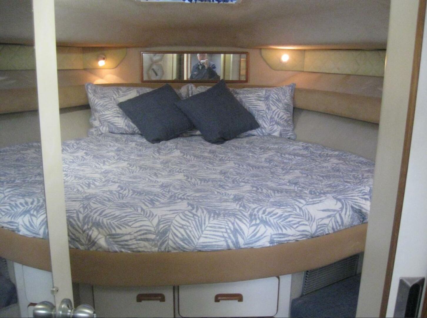 1993 Sea Ray 440 Sundancer - Image 18