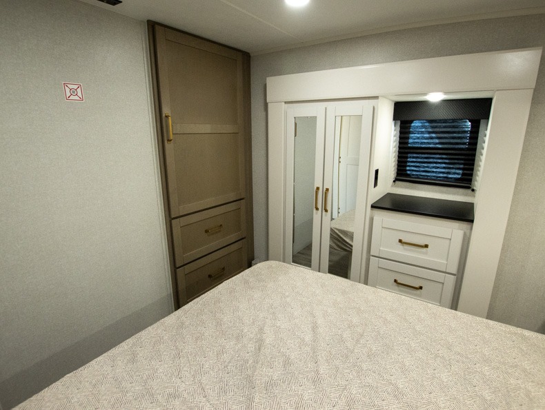 2026 Jayco Eagle SLE 30RLT - Image 24