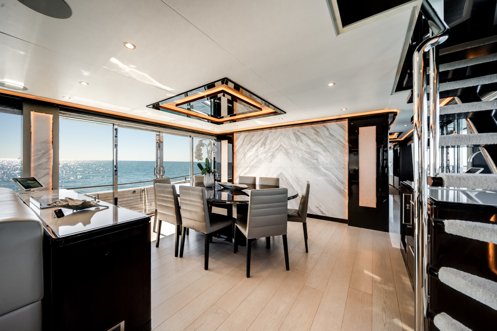 2022 Ocean Alexander 37L - Image 27