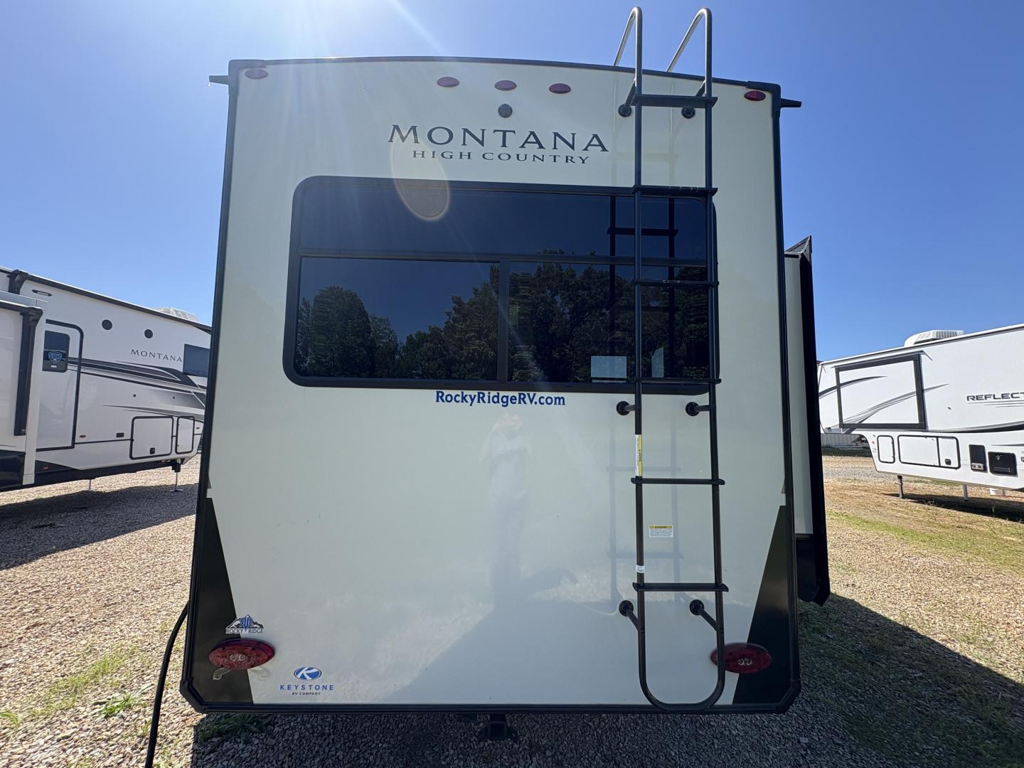 2025 Keystone Montana High Country 295RL - Image 6