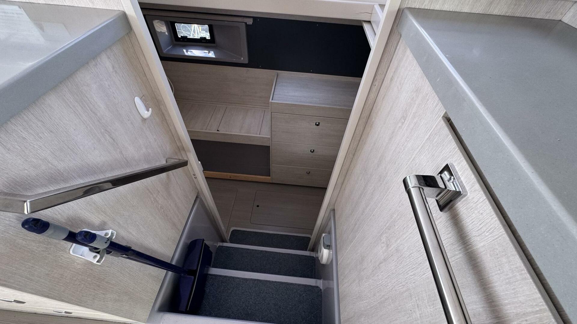 2018 Leopard 43 Powercat - Image 37