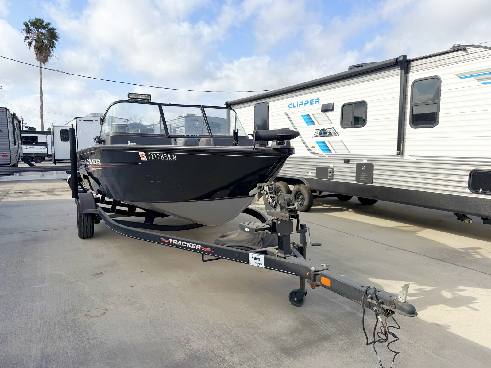2022 TRACKER 2022 175 PRO GUIDE - Image 3