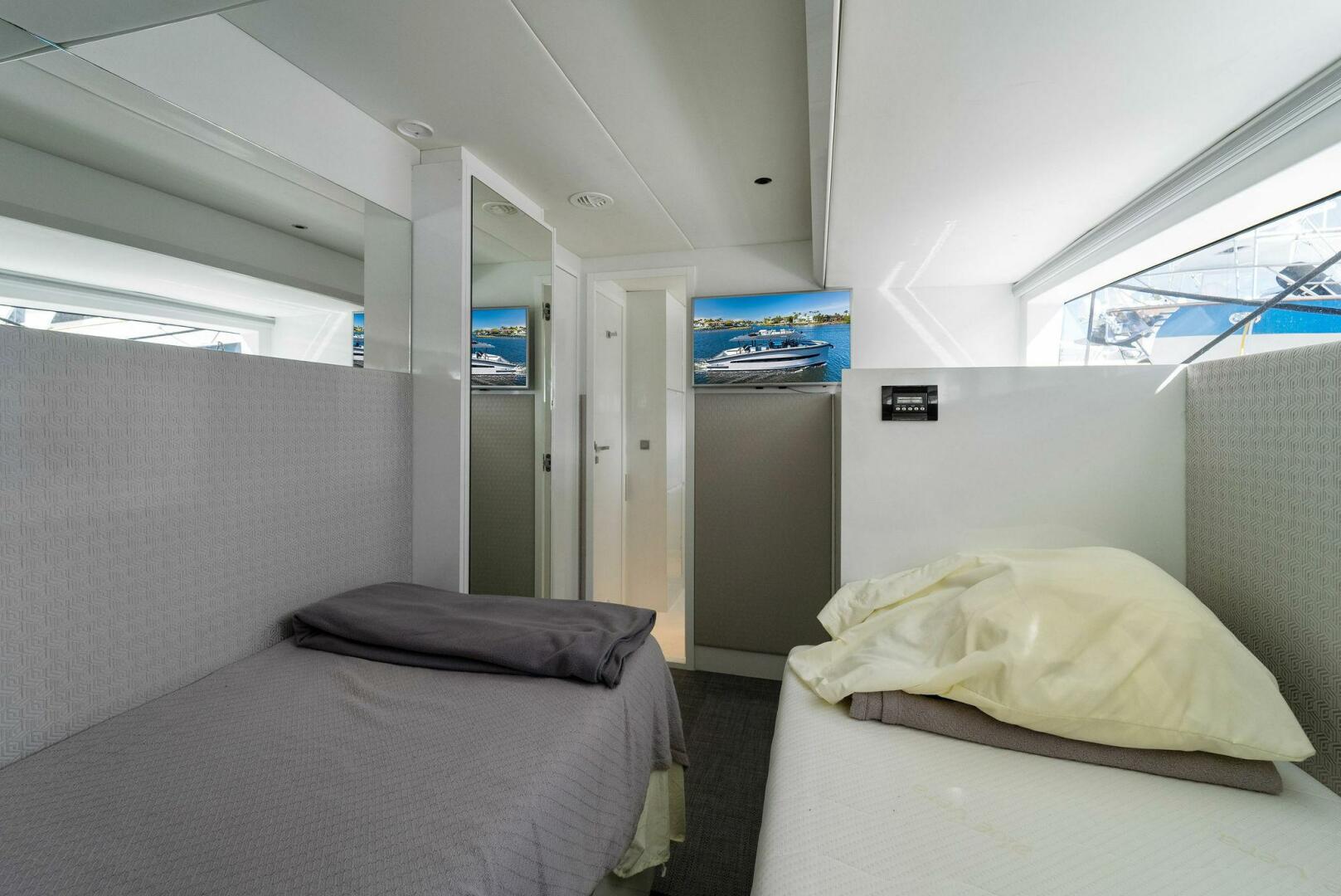 2019 Dutchcraft 56 Open - Image 39