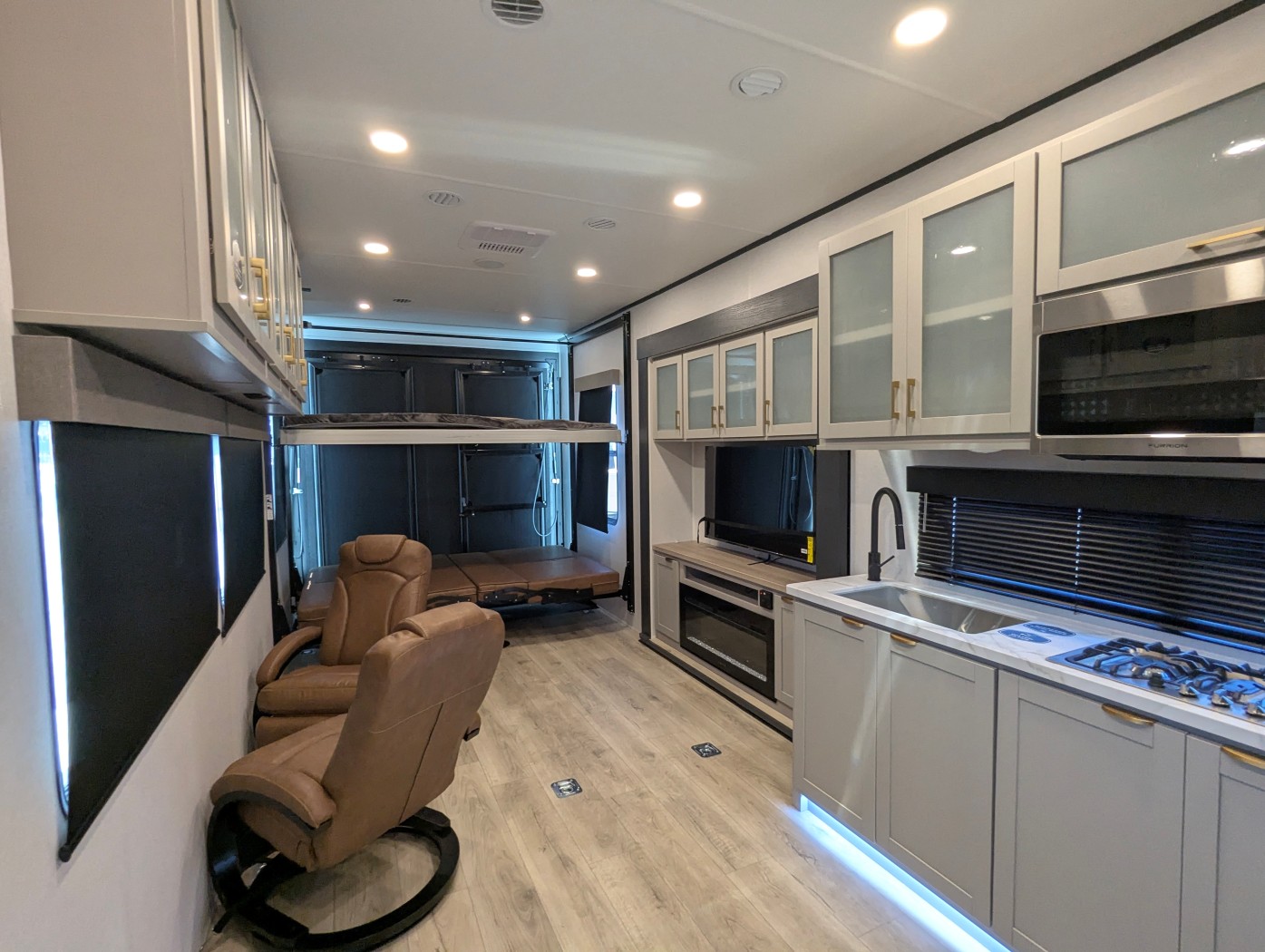 2027 Forest River Stealth 3300 - Image 21
