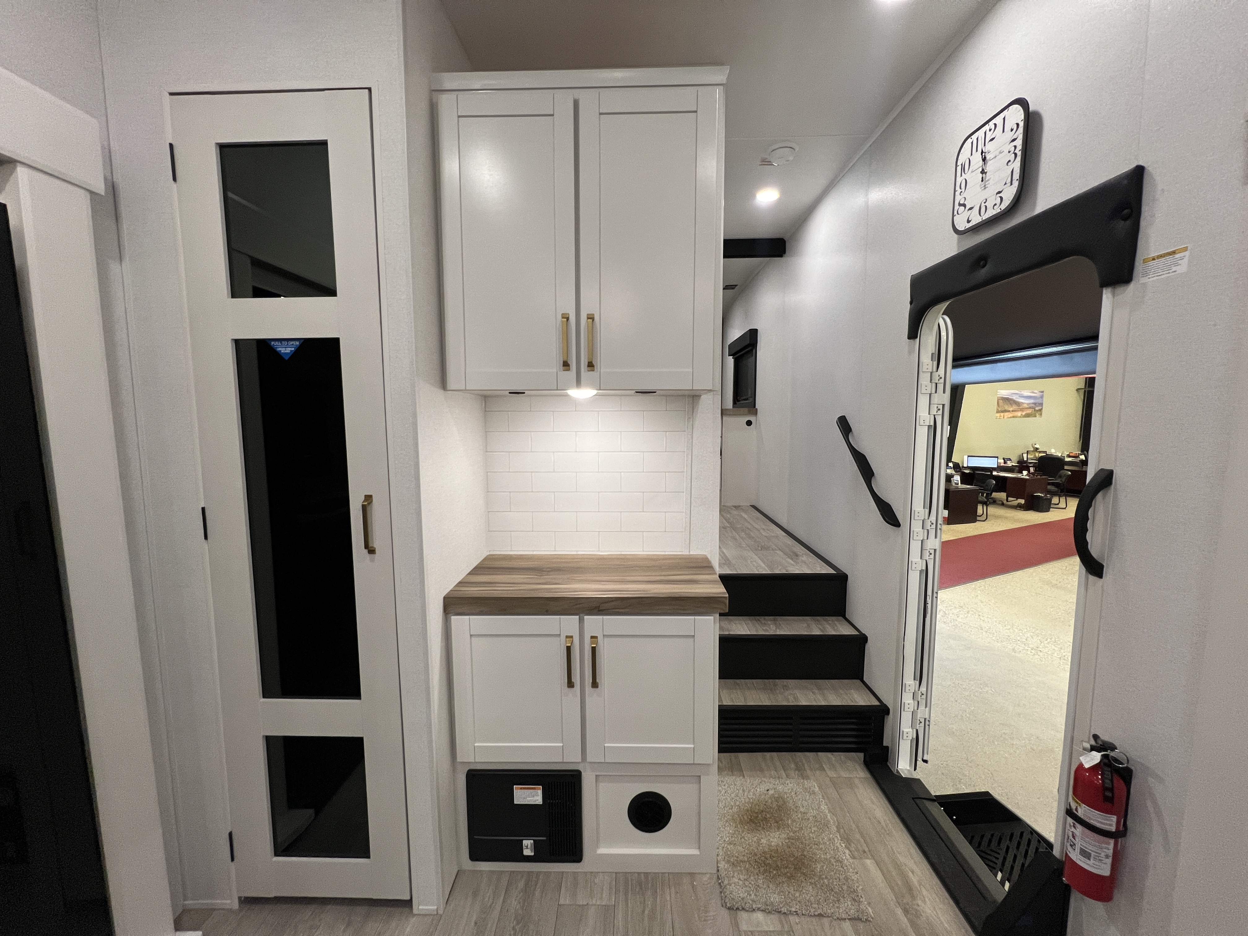 2027 Jayco Eagle 321RSTS - Image 16