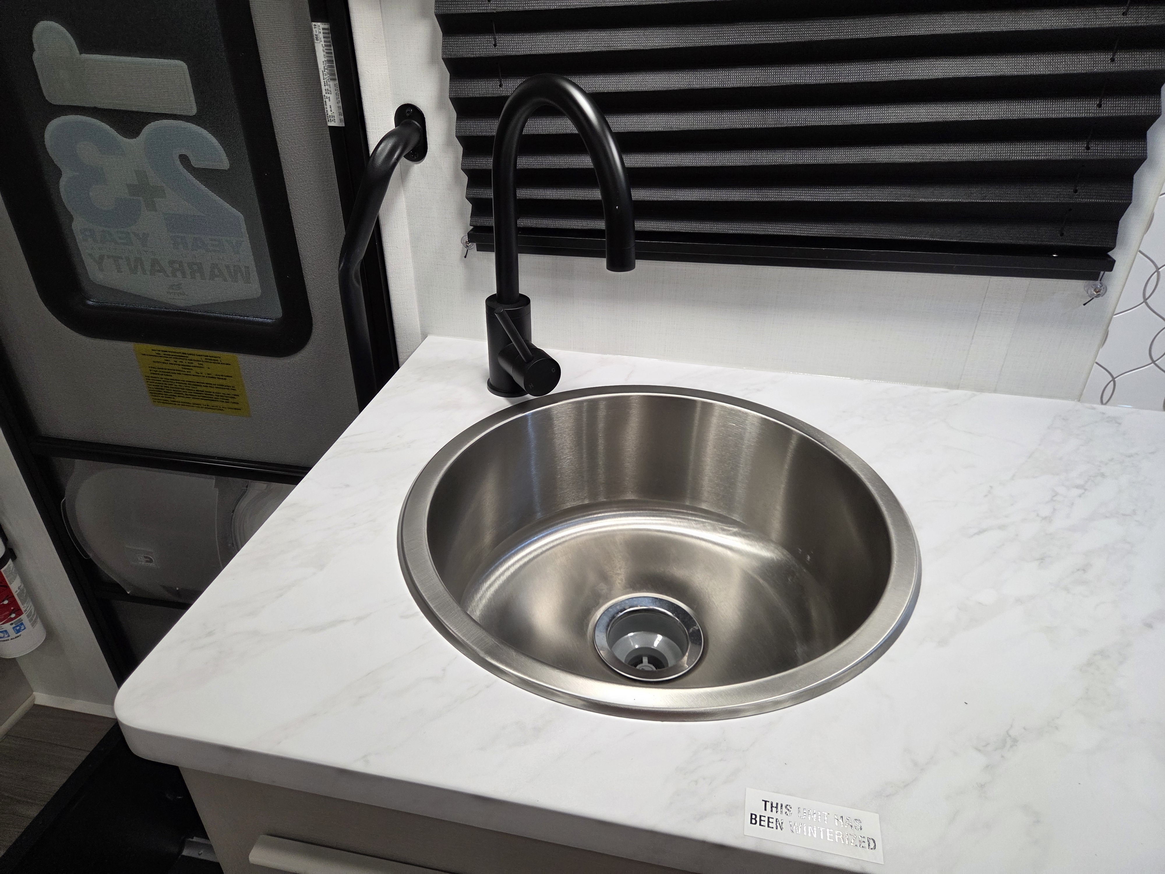 2027 Jayco Redhawk SE 22CF - Image 6