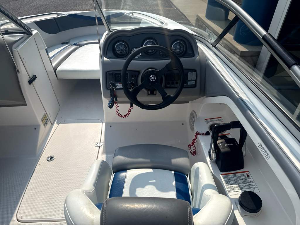 2006 Yamaha Marine SX230 - Image 12