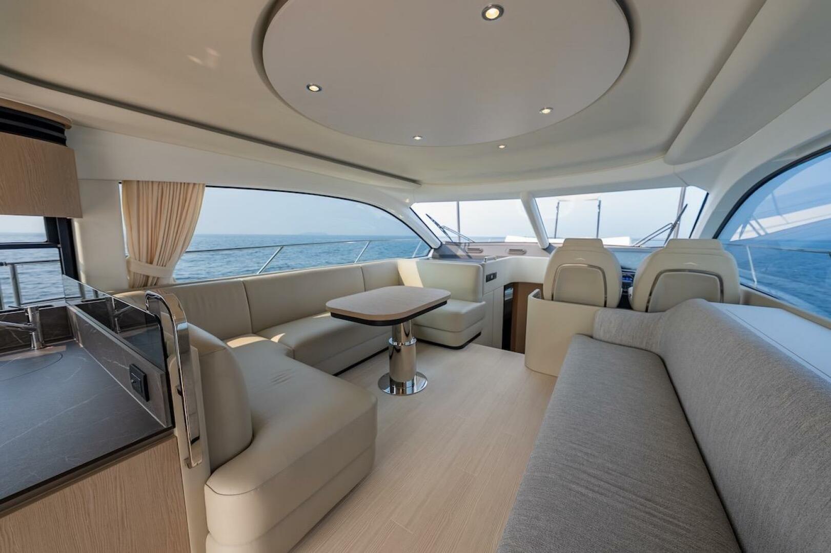 2023 Azimut Fly 53 - Image 21