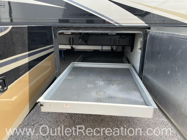 2009 COACHMEN SPORTSCOACH LEGEND 40QIK - Image 8