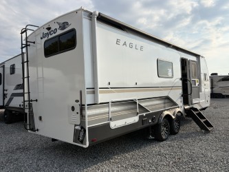2027 JAYCO EAGLE 265FKDS - Image 4