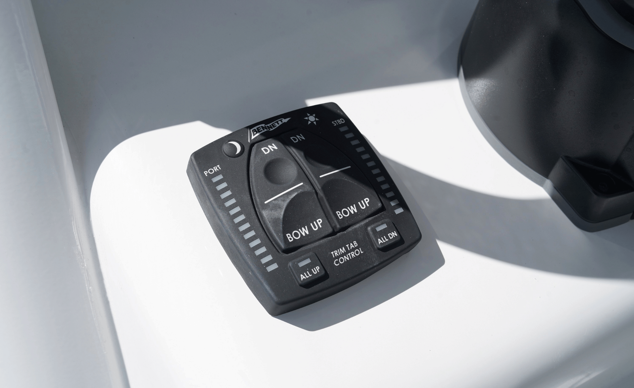 2027 SEA HUNT GAMEFISH 30FS - Image 36