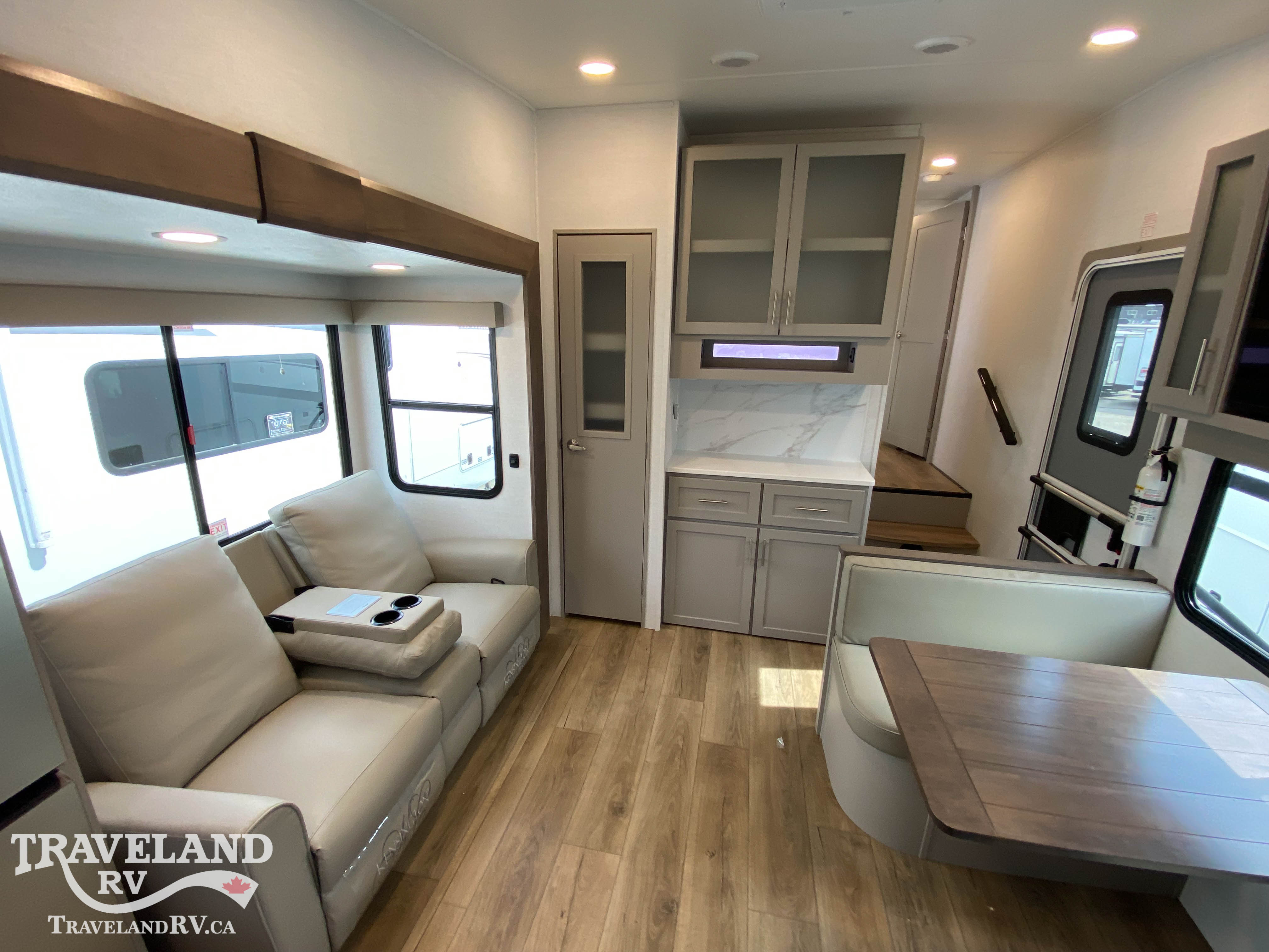 2026 Alliance RV Avenue 23ML - Image 11