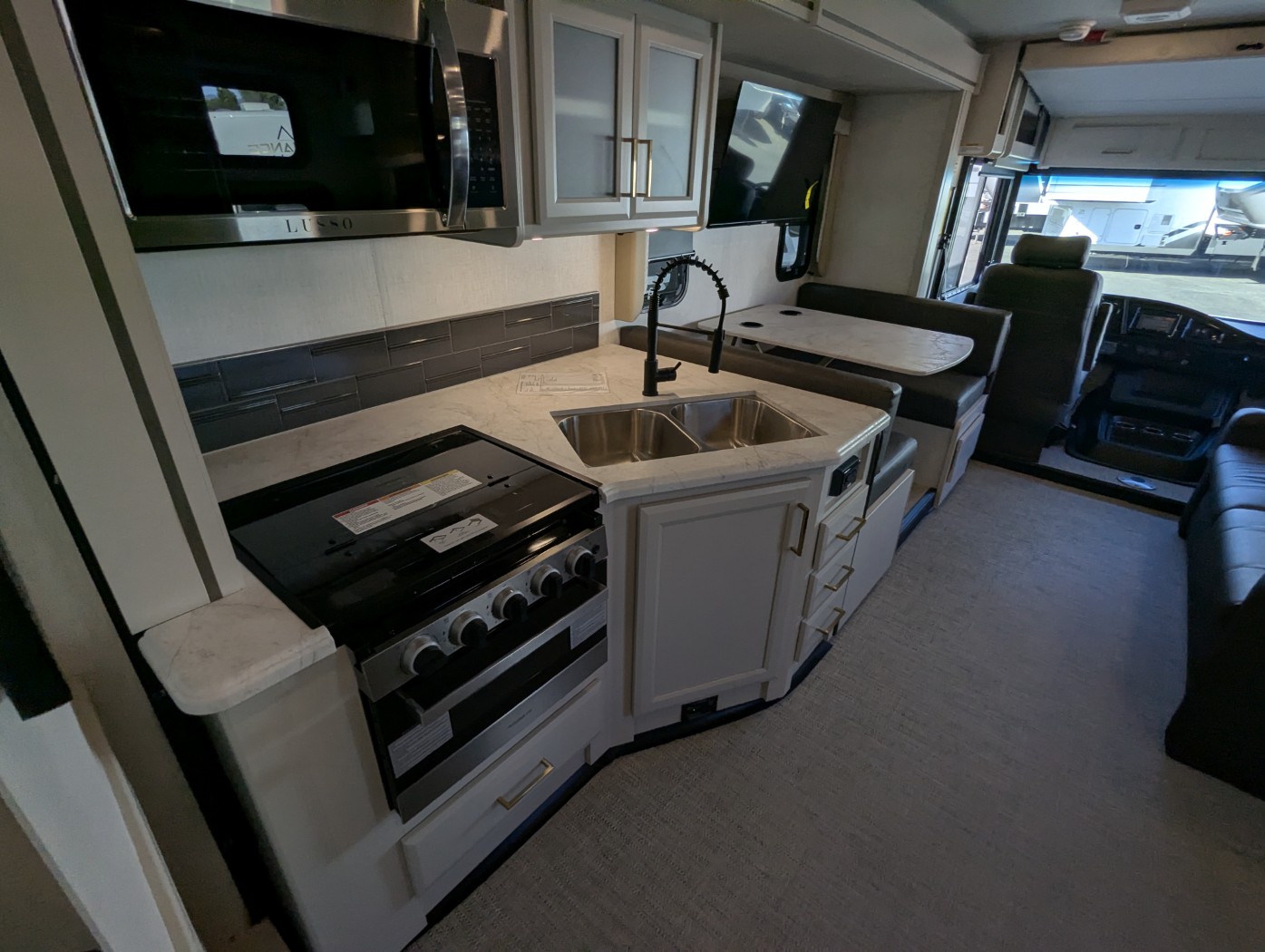 2026 Fleetwood Flair 28A - Image 27
