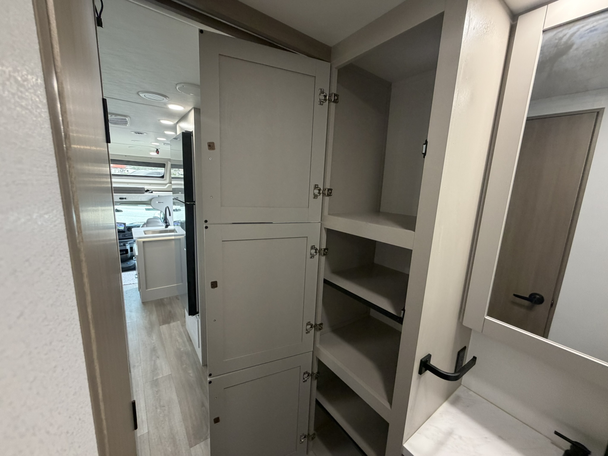 2027 JAYCO GREYHAWK 30Z - Image 39