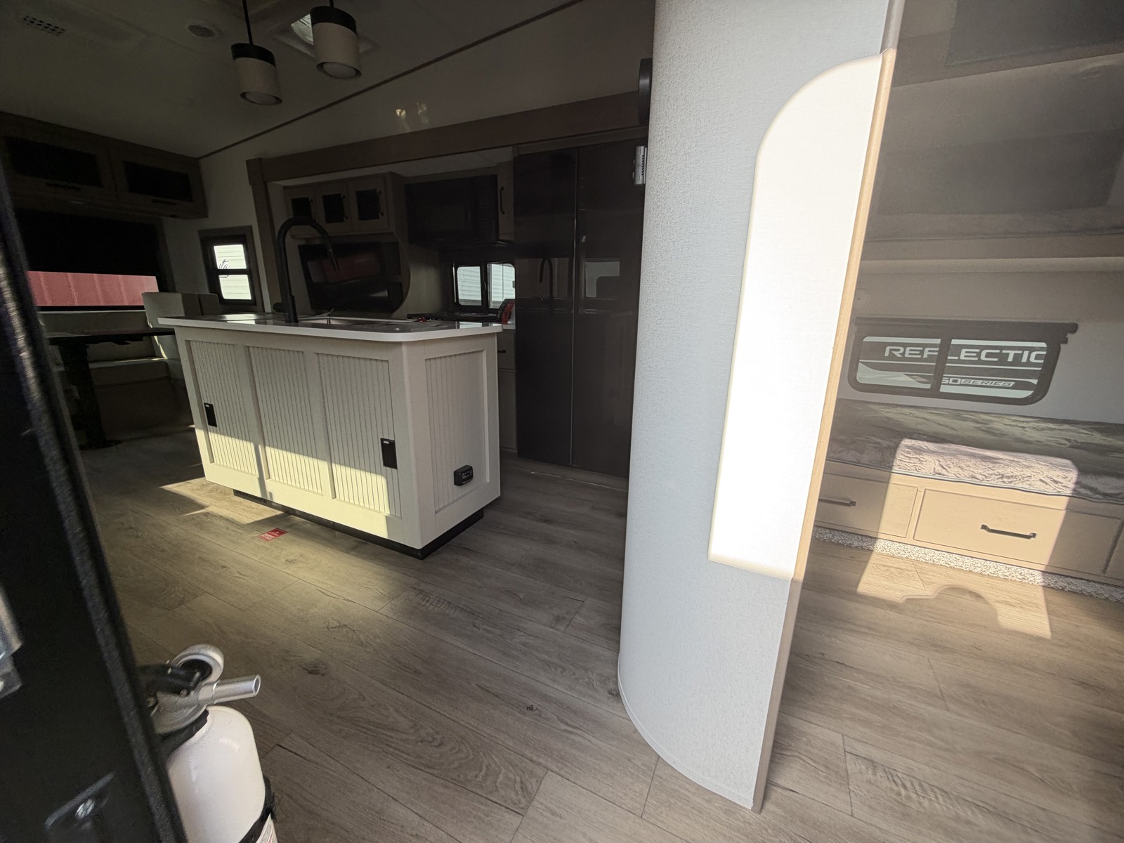2026 GRAND DESIGN 324MBS - Image 13
