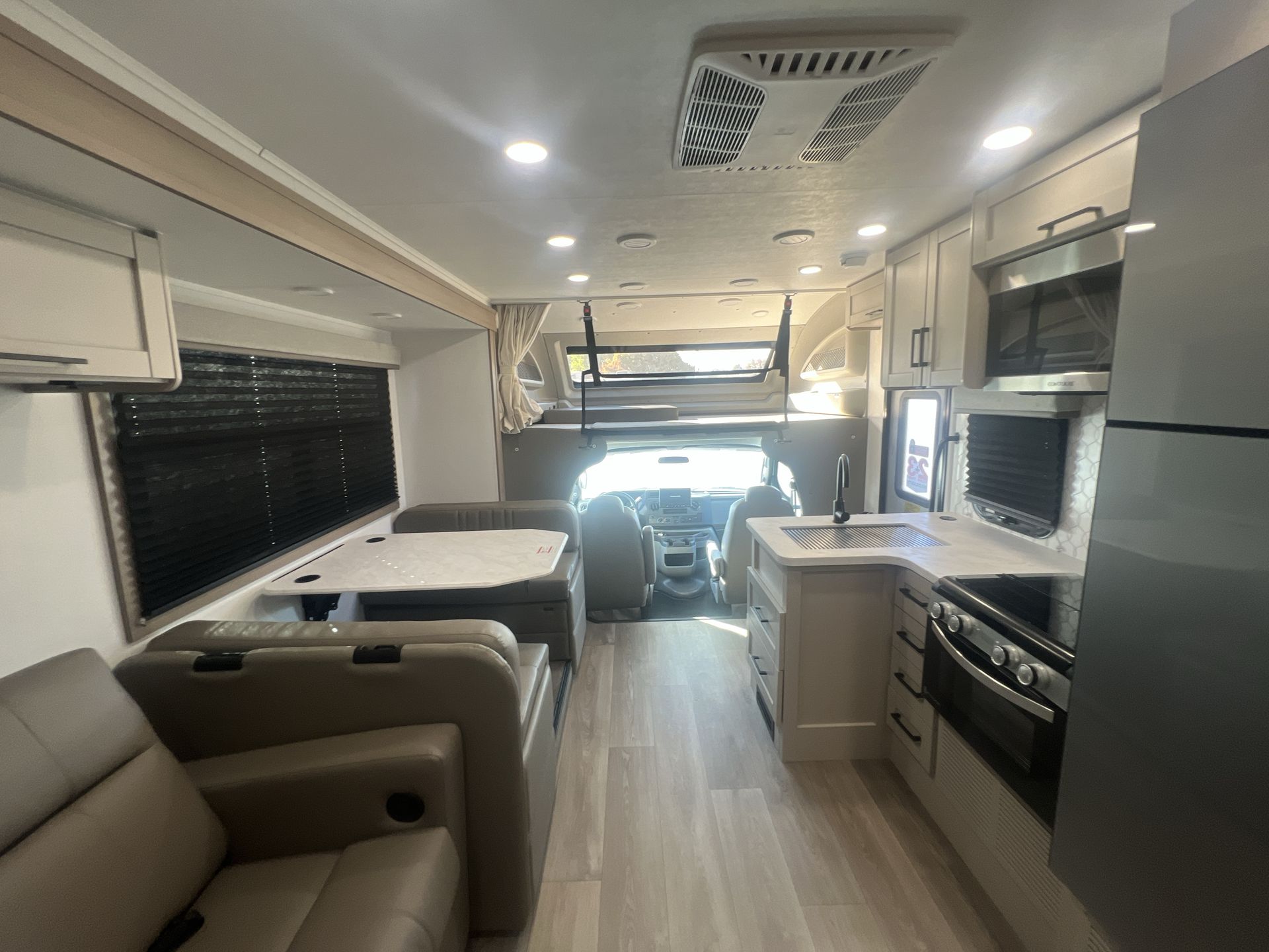 2027 Entegra Coach Odyssey 30Z - Image 29