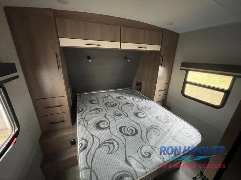 2023 GRAND DESIGN 2400BH - Image 19