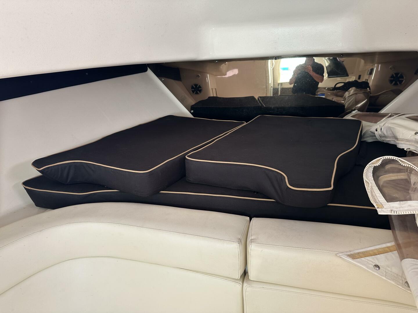 1994 Intrepid 376 Walkaround - Image 83