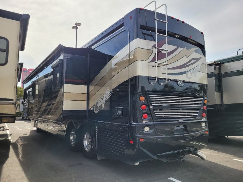 2008 Fleetwood American Eagle 42F - Image 2