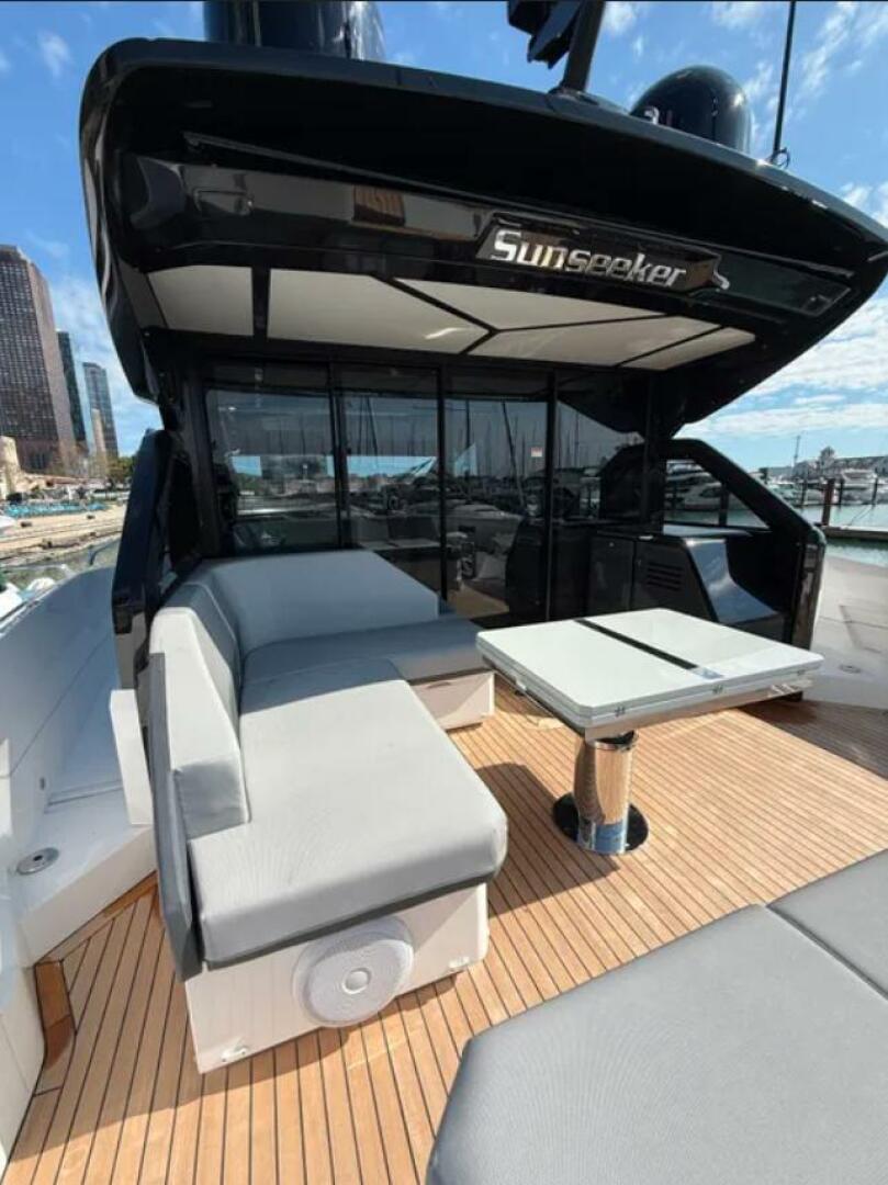2025 Sunseeker 55 Predator - Image 6