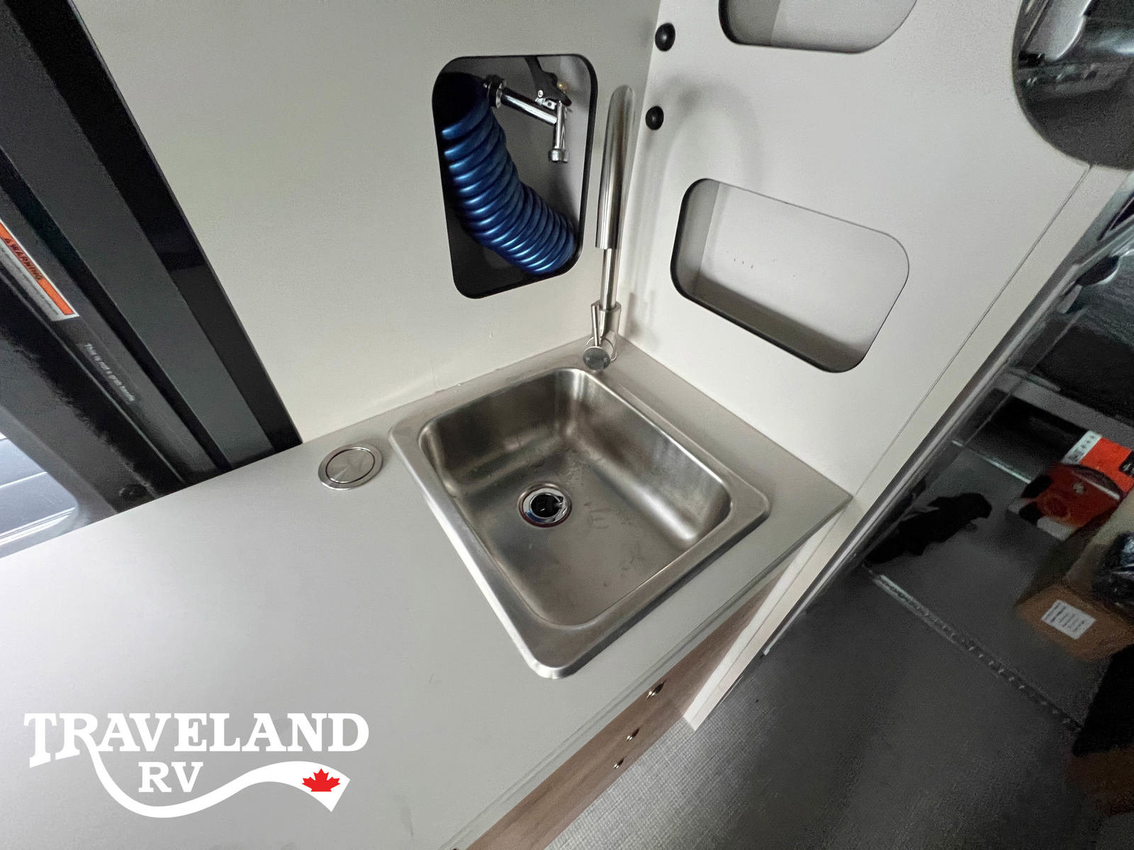 2025 Airstream Rangeline Base - Image 10