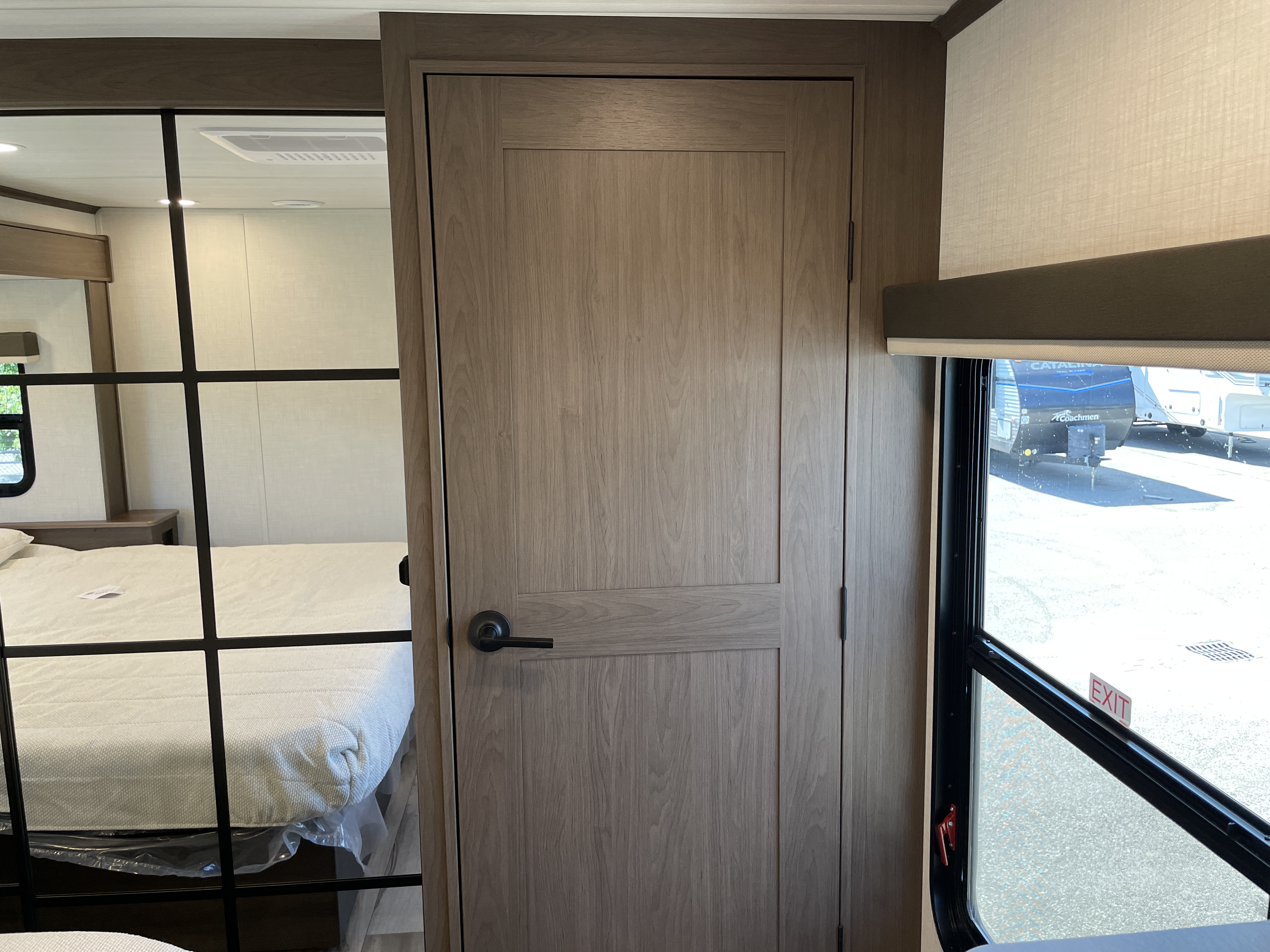2027 Keystone Cougar 260MLE - Image 26