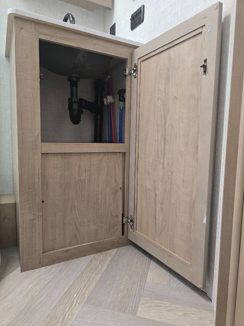2026 Ember RV E-Series 18FBE - Image 27