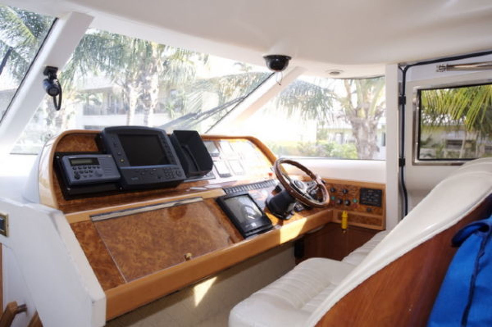 1999 Viking Sport Cruiser - Image 6