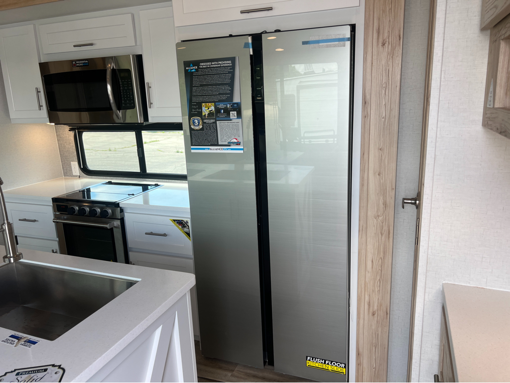 2023 Alliance RV Avenue 36BRM - Image 6