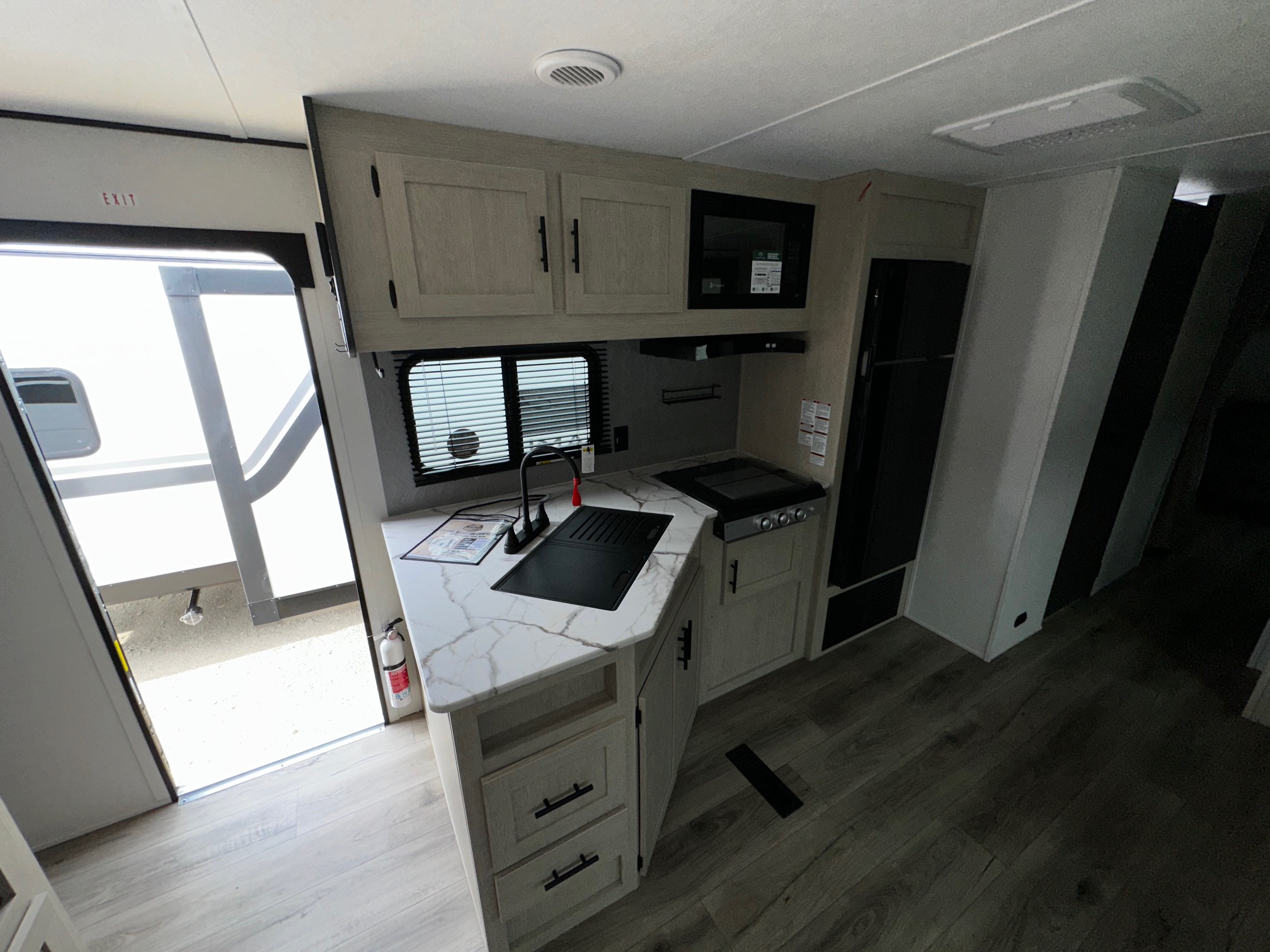 2026 Coachmen Shasta I-5 530BQB - Image 7