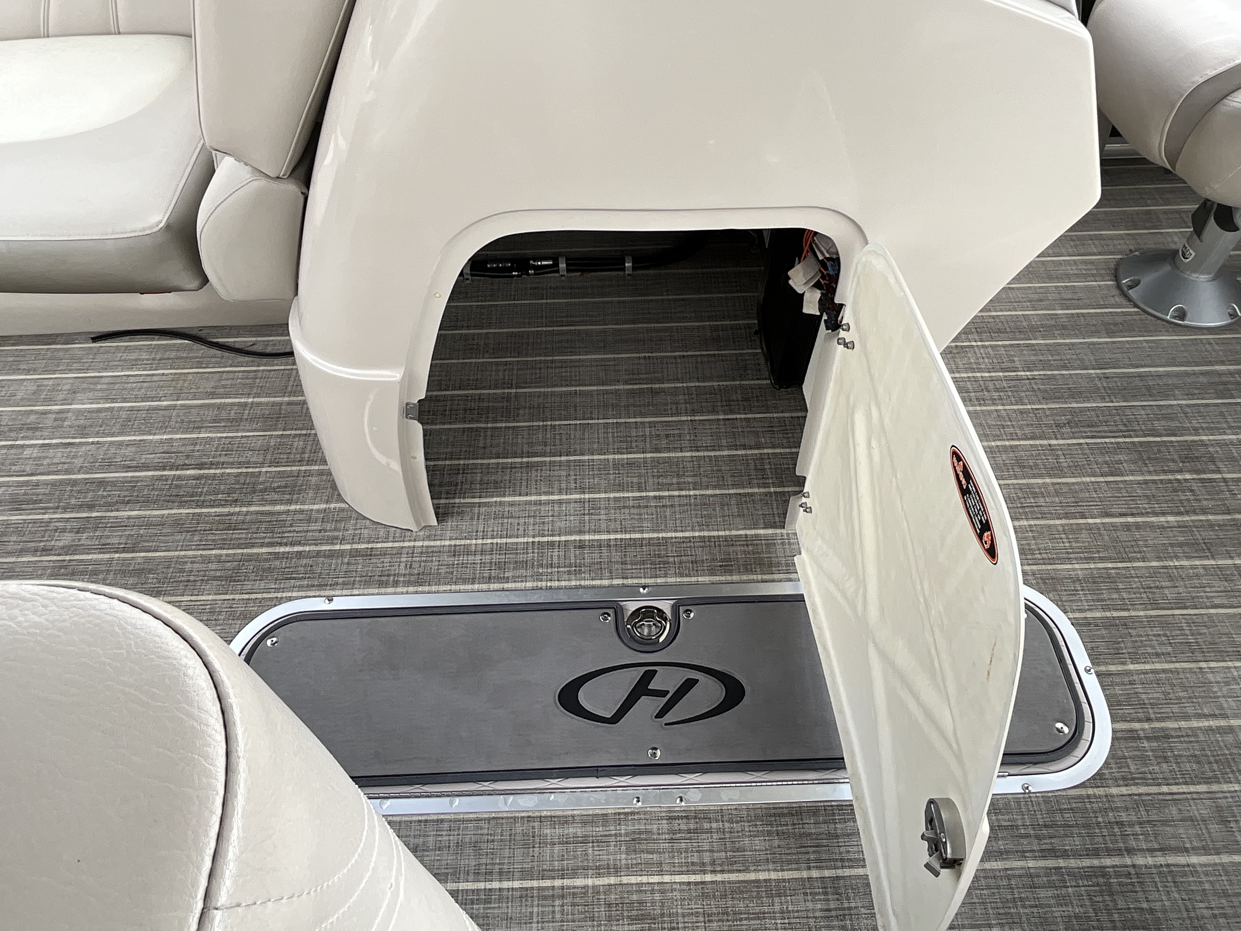 2017 HARRIS 220 SOLSTICE - Image 30