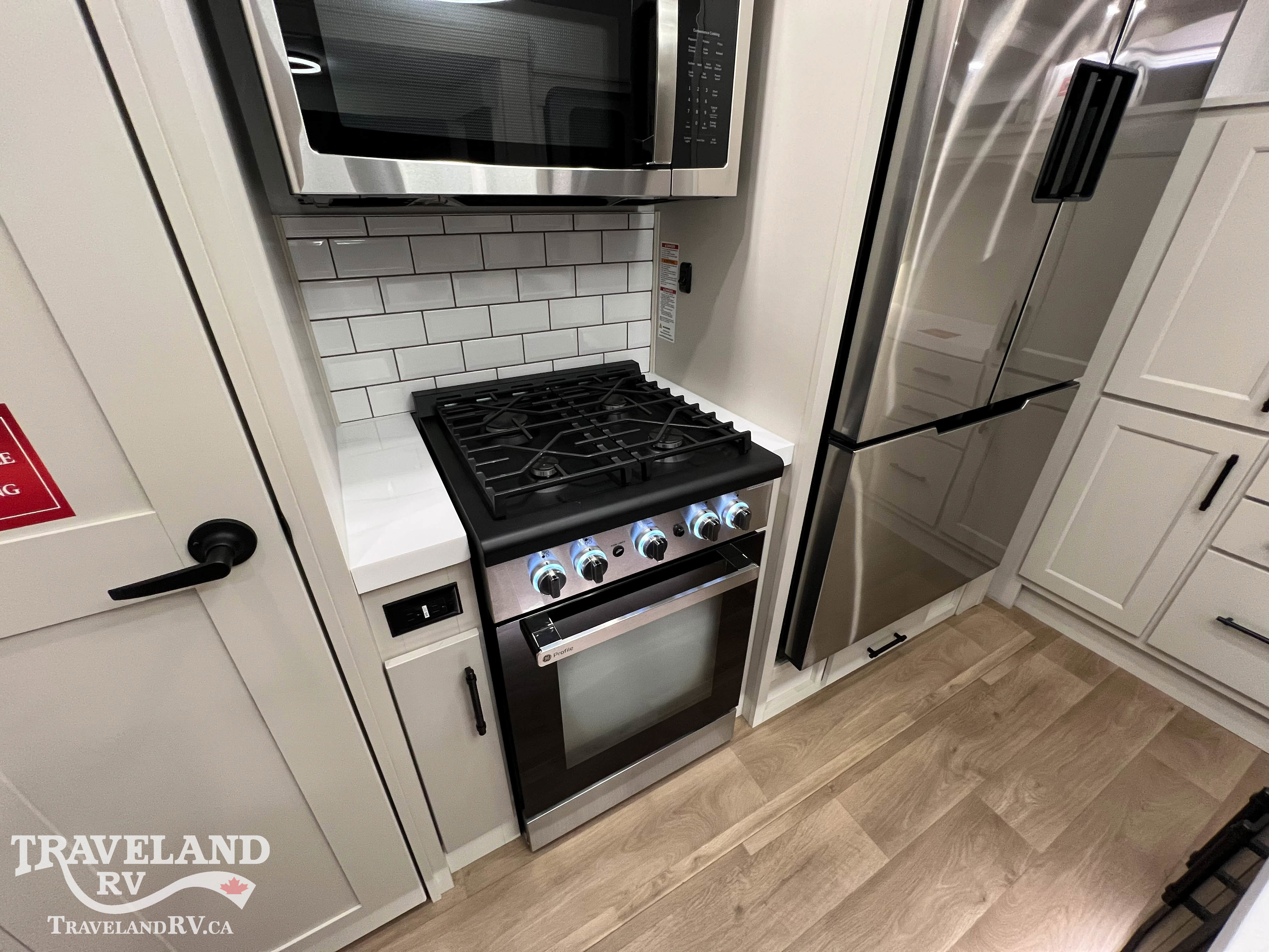 2026 Grand Design Solitude 380FL - Image 22