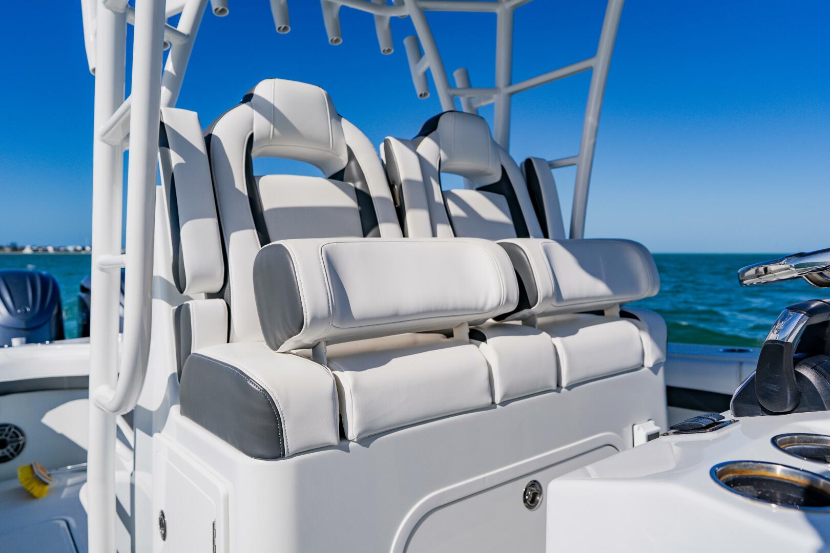 2025 Yellowfin 36 Offshore - Image 29