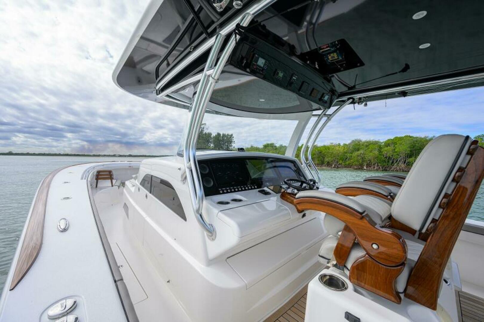 2020 VIKING VIKING 61 Convertible Base - Image 31