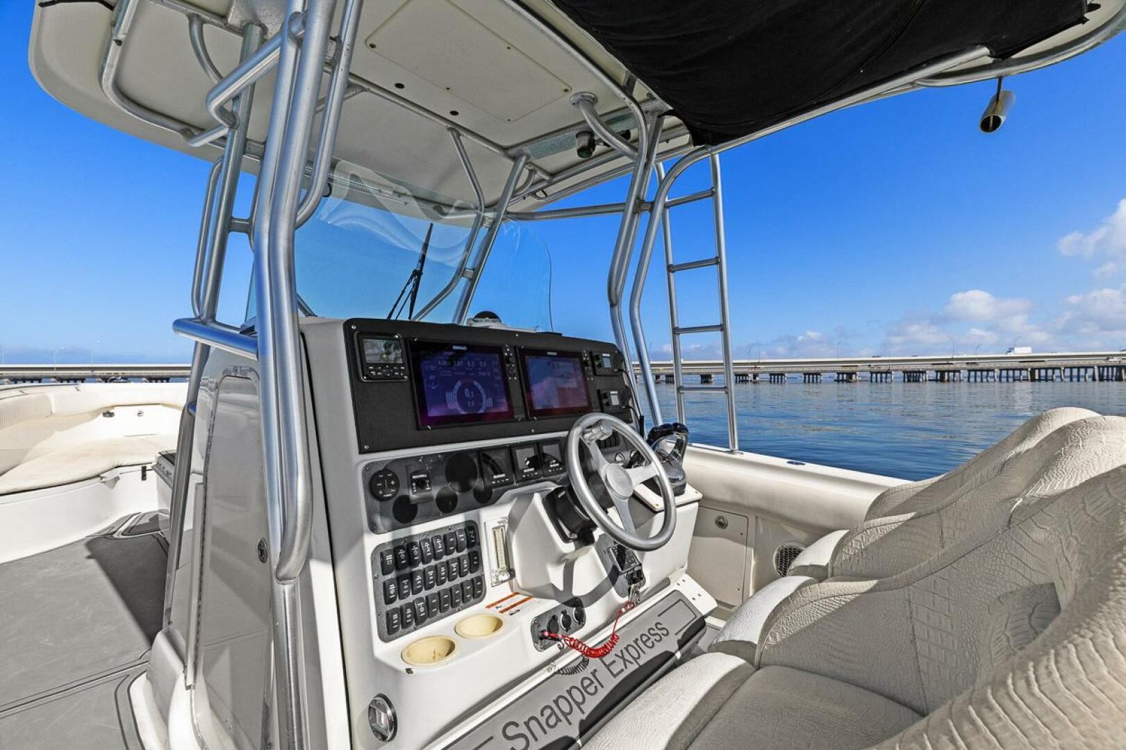 2004 Hydra-Sports Vector 3300 CC - Image 36