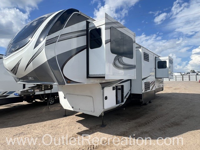 2022 GRAND DESIGN SOLITUDE 346FLS - Image 4