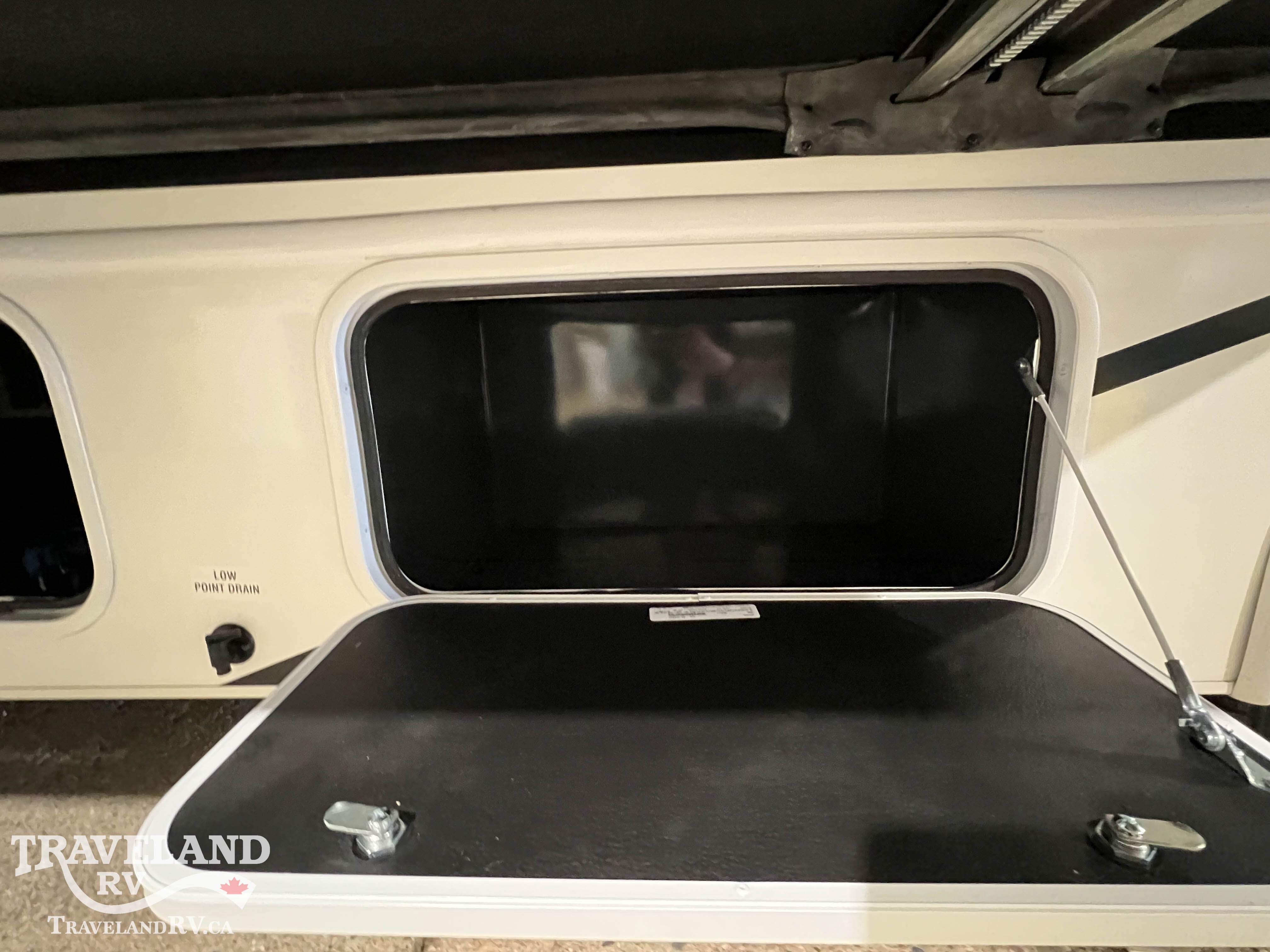 2027 Entegra Coach ODYSSEY 30Z - Image 14