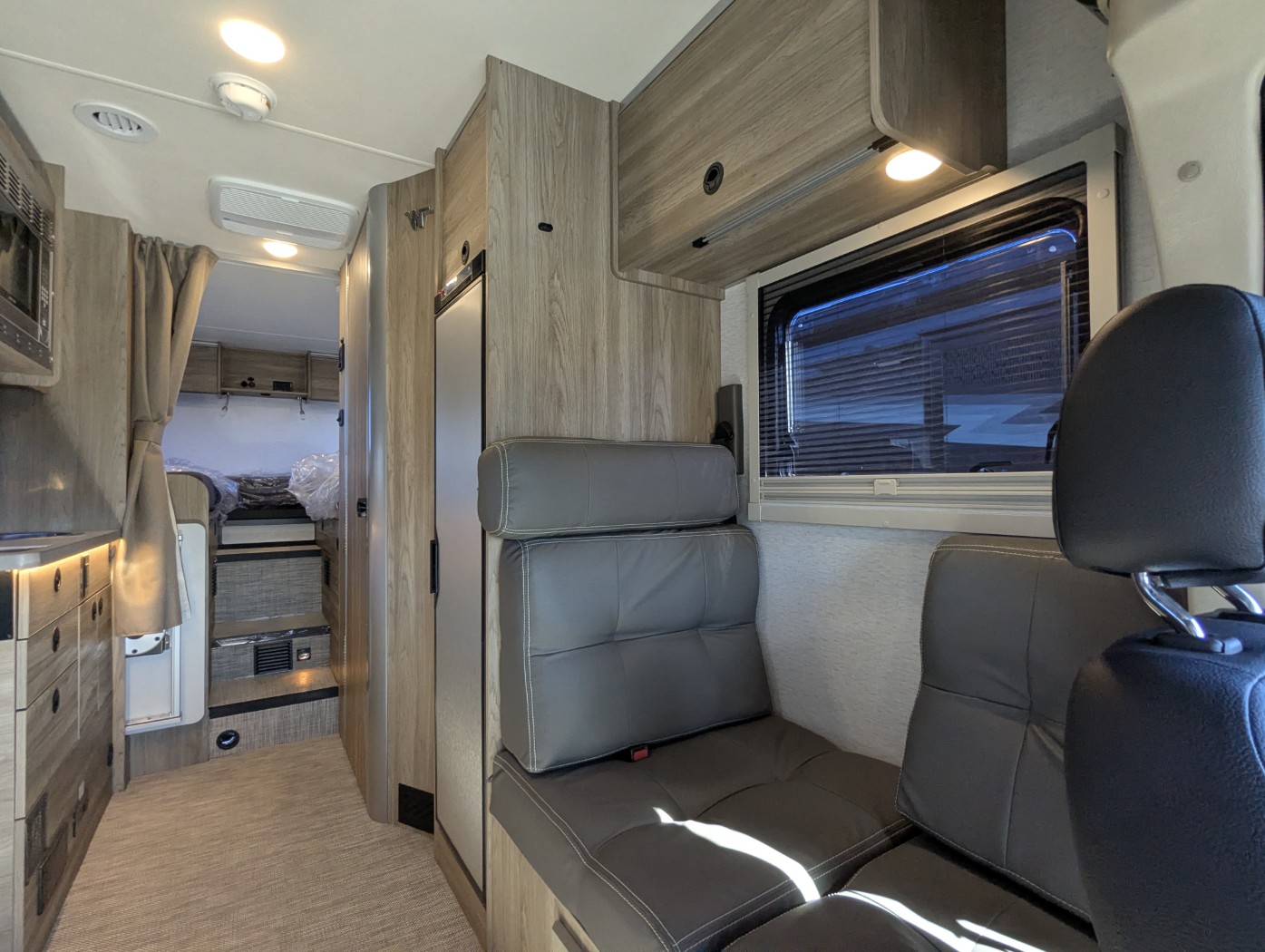 2026 Winnebago Ekko Sprinter 23B AWD - ATH Edition - Image 11