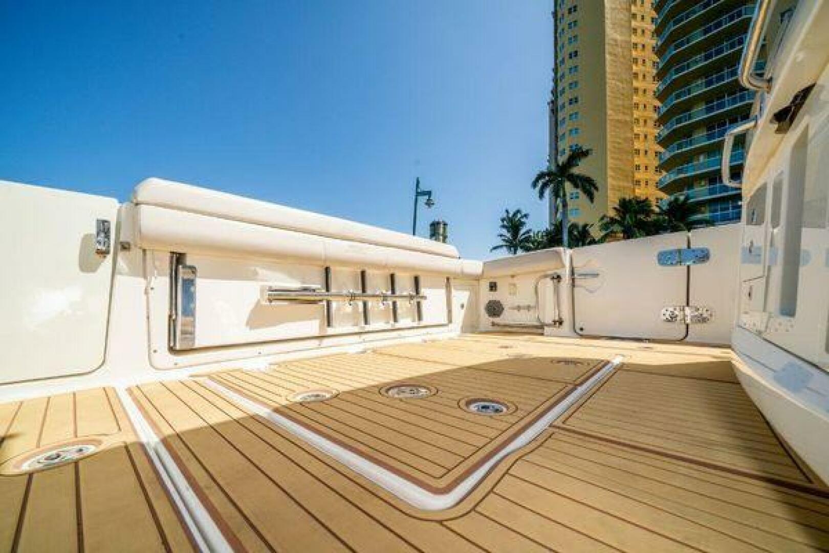 2017 Boston Whaler 42 Outrage - Image 25