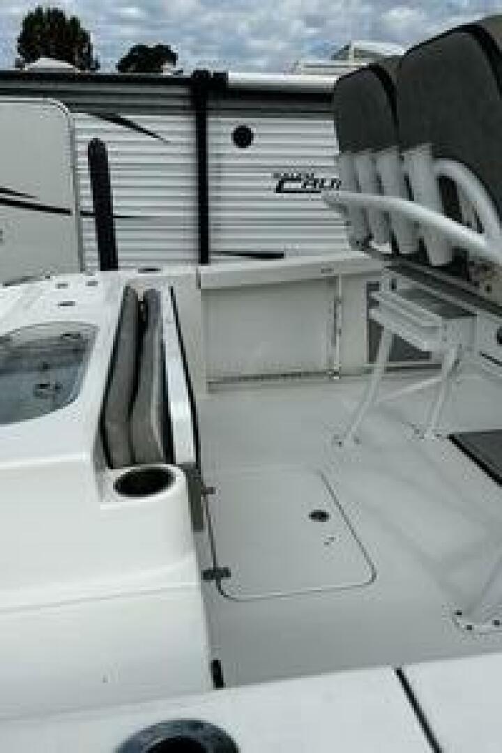 2022 Sea Pro 219 Center Console - Image 11