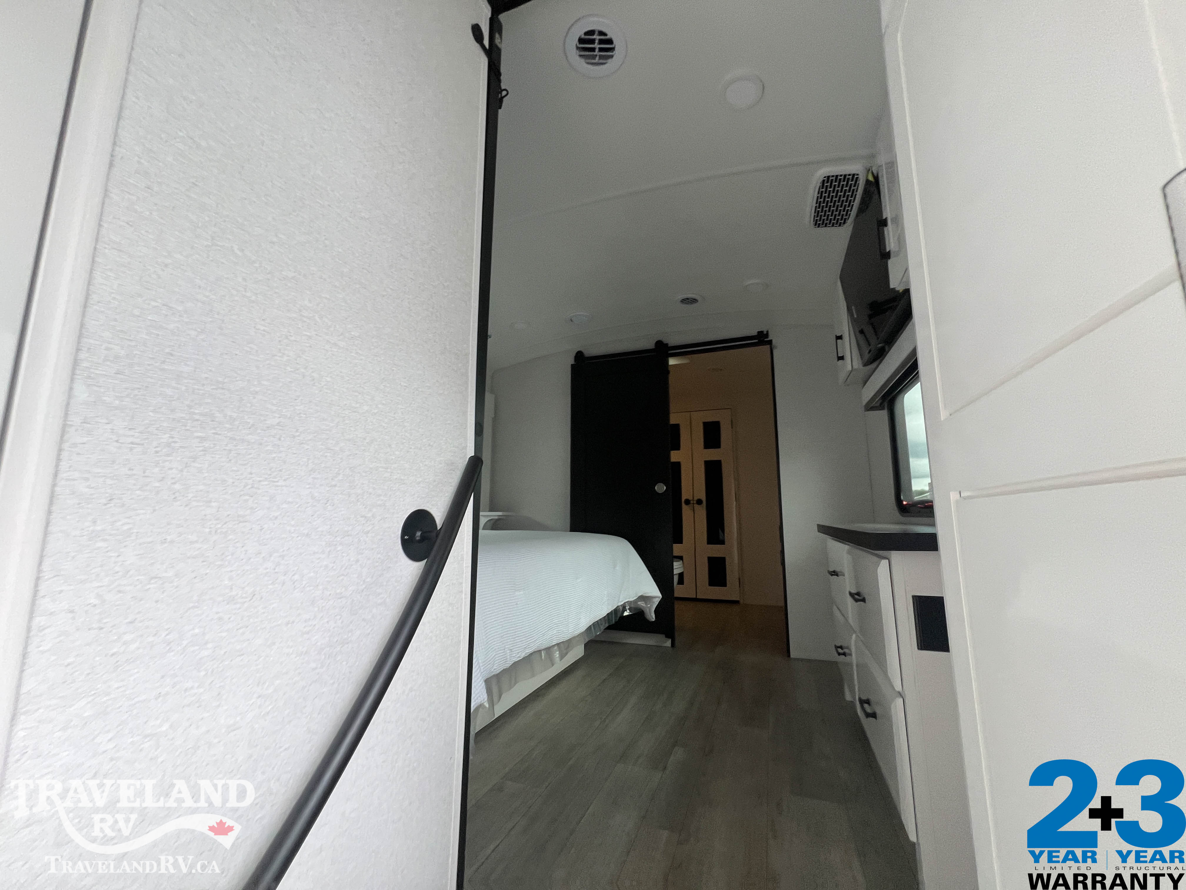 2026 Jayco Pinnacle 38FBRK - Image 26