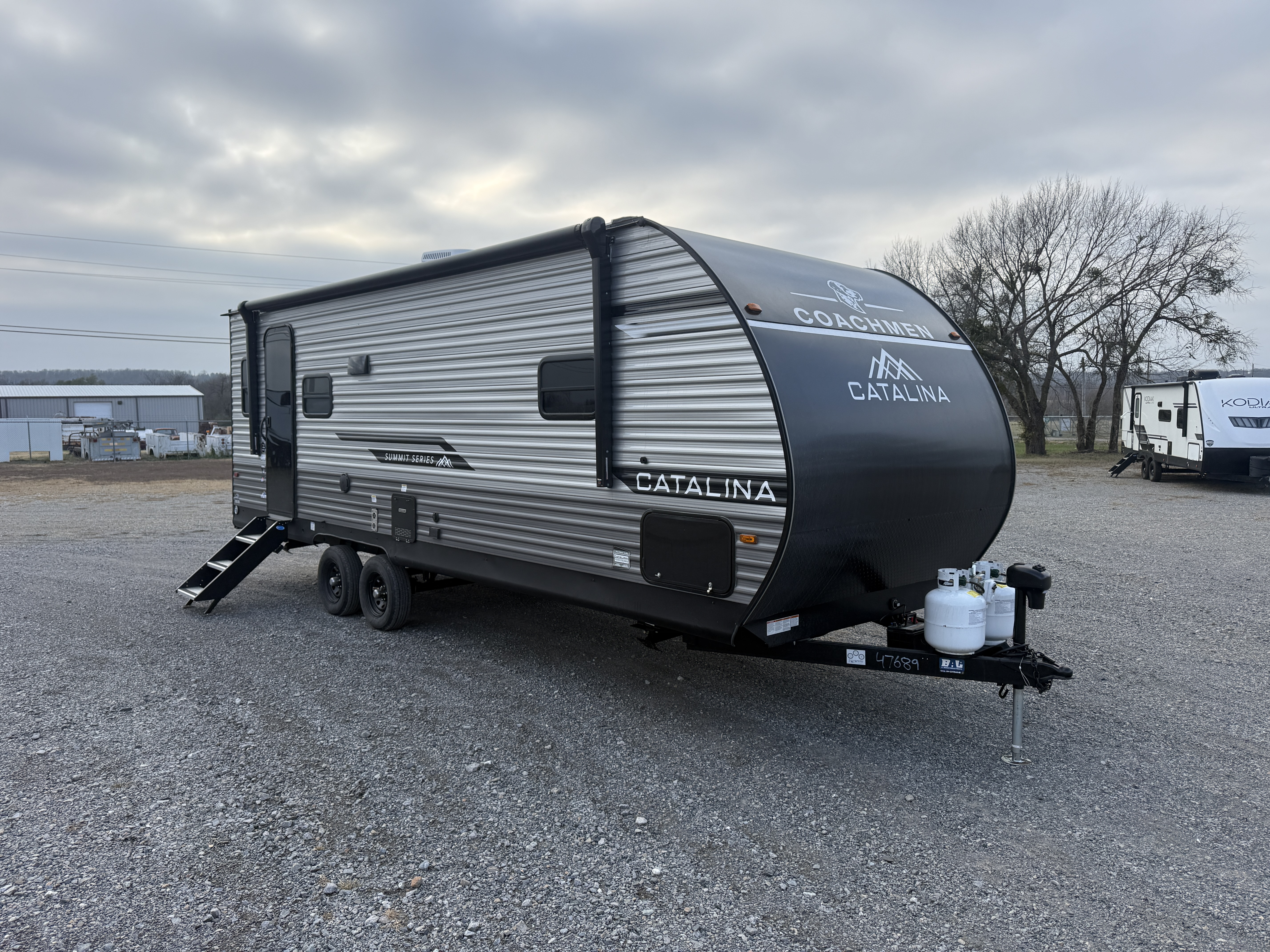 2026 Coachmen Catalina Summit Series 8 231MKS - Image 1