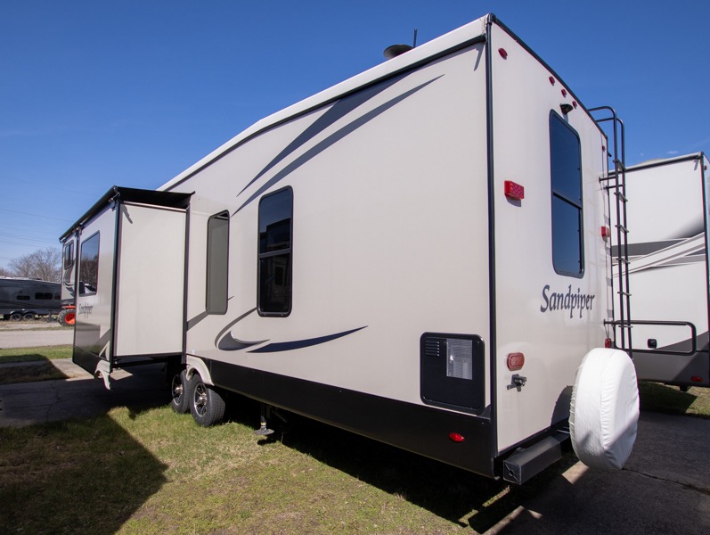 2021 Forest River Sandpiper 3550FL - Image 3