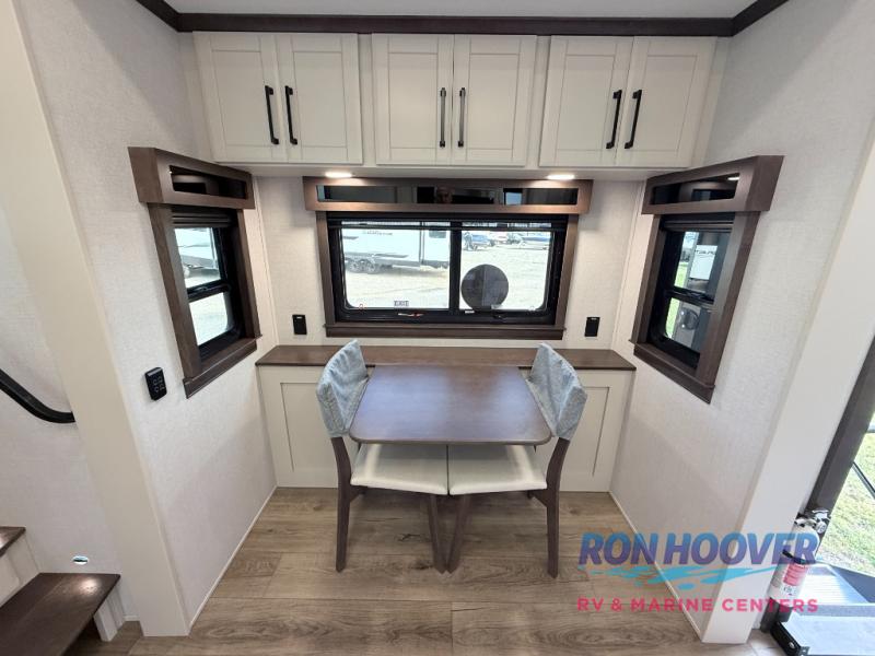 2026 FOREST RIVER 425FO - Image 47