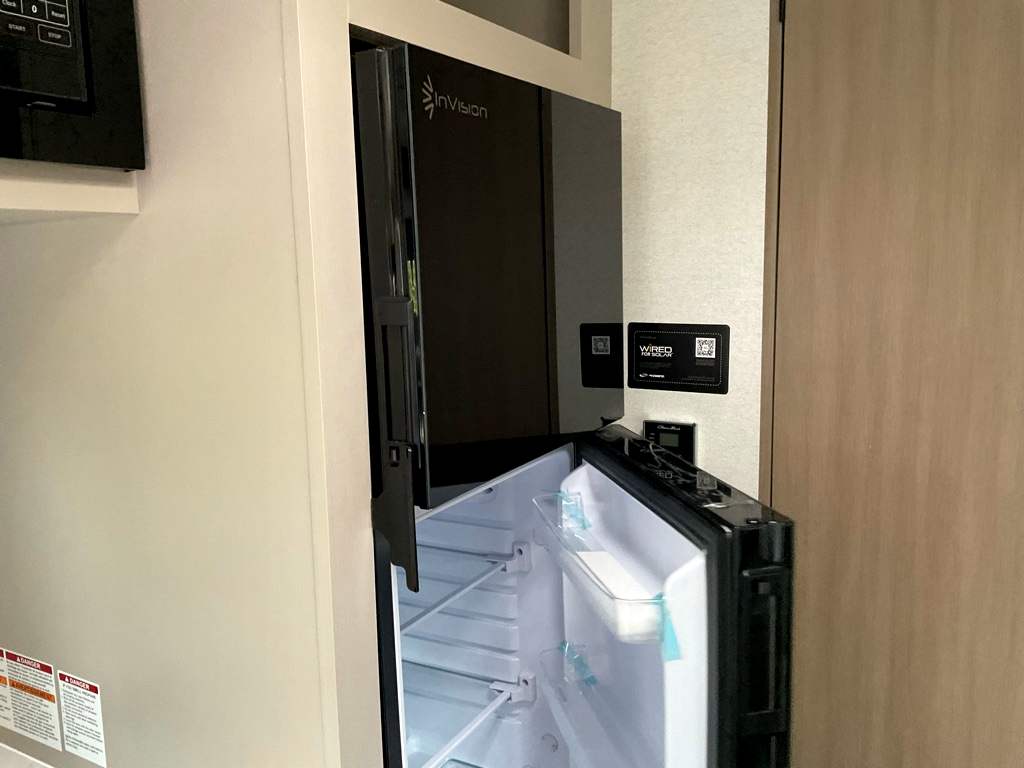 2027 Jayco Jay Feather Air SL 17BHSL - Image 17