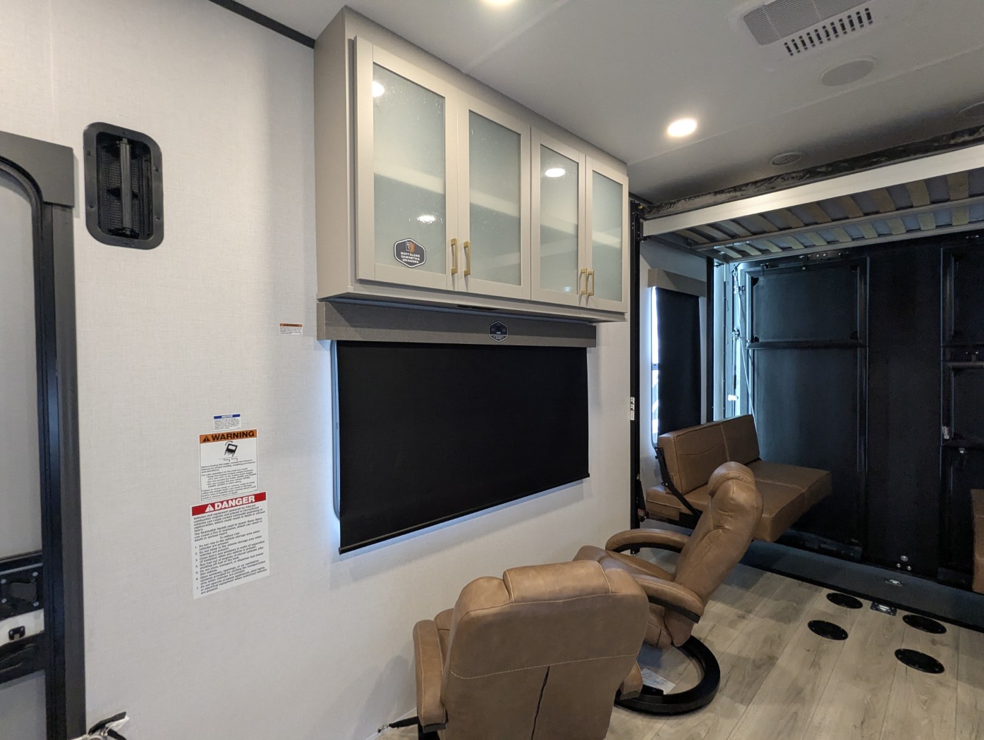 2027 Forest River Stealth 2800 - Image 29