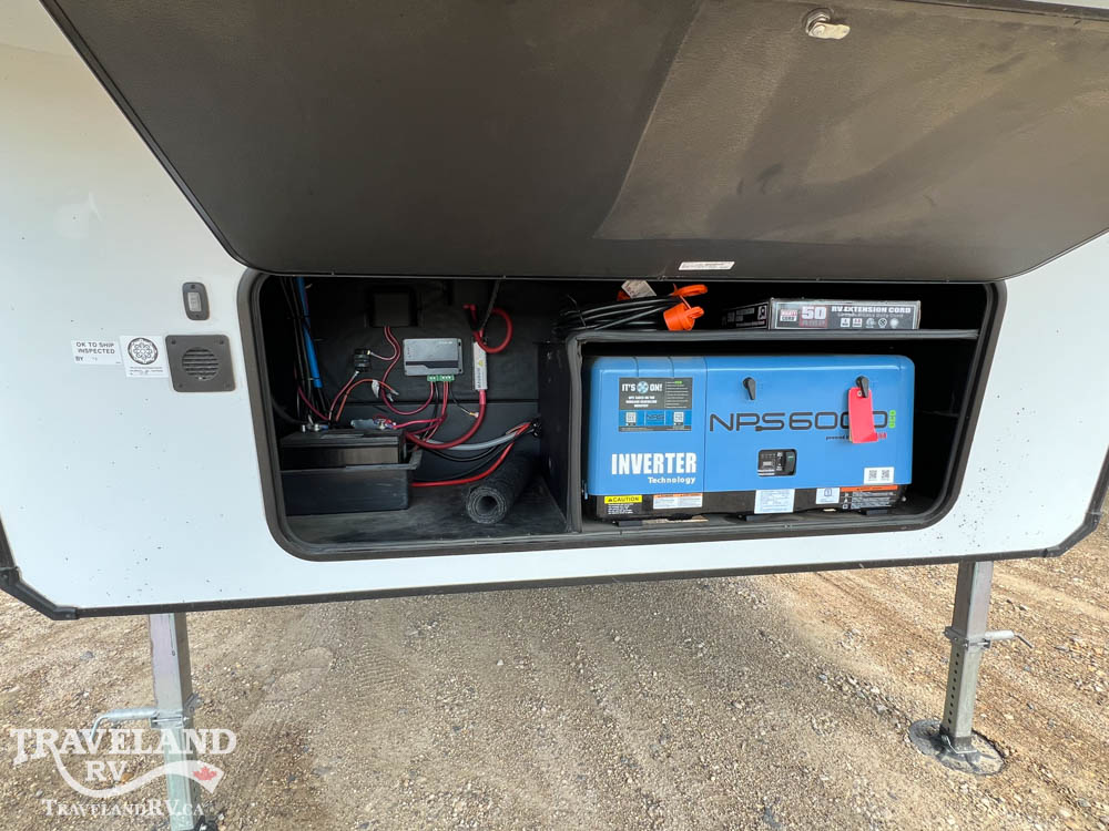 2025 Grand Design Momentum G-Class 320G - Image 7