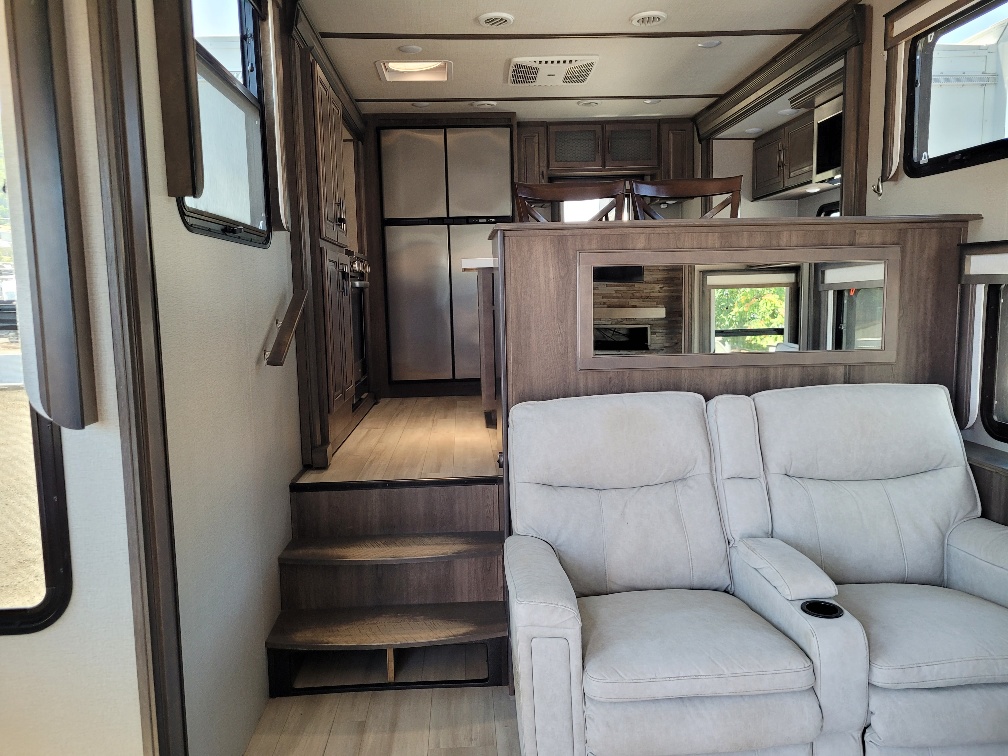 2022 Grand Design Solitude 390RK - Image 8